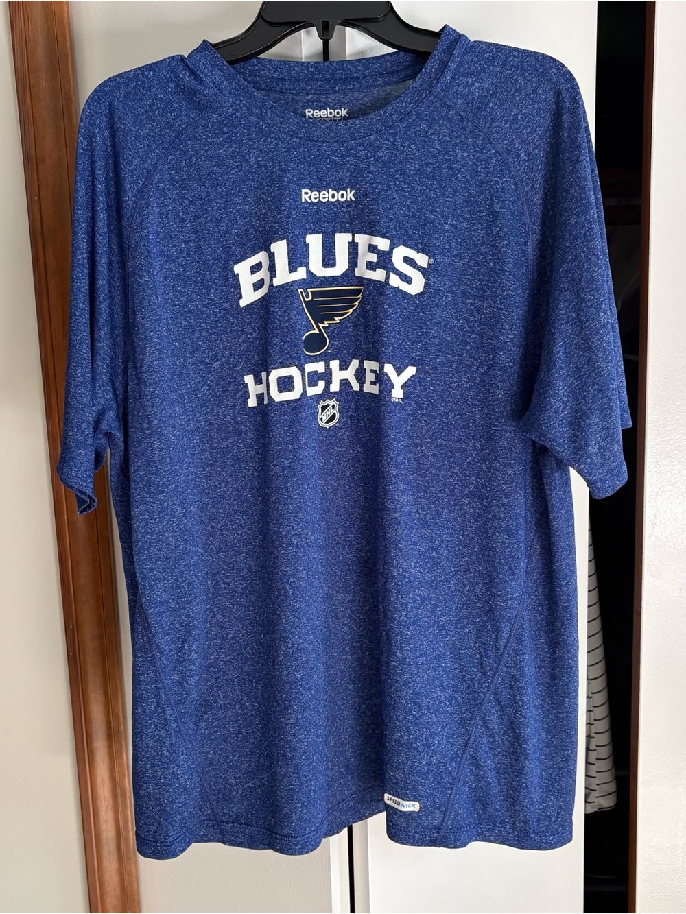 St. Louis Blues Hockey Large Reebok Speedwick Short Sleeve Tee T-shirt